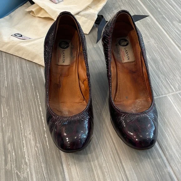 Lanvin burgundy patent wedge ballet shoes, size 38 (8 us) - Picture 7 of 8